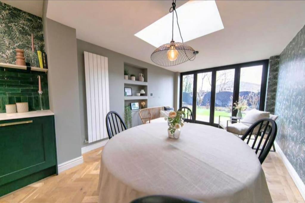 Recently Refurbished Home. 풀톤르필드 외부 사진